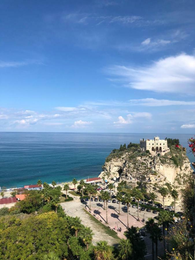 Residenza De Luca Apartment Tropea Exterior photo